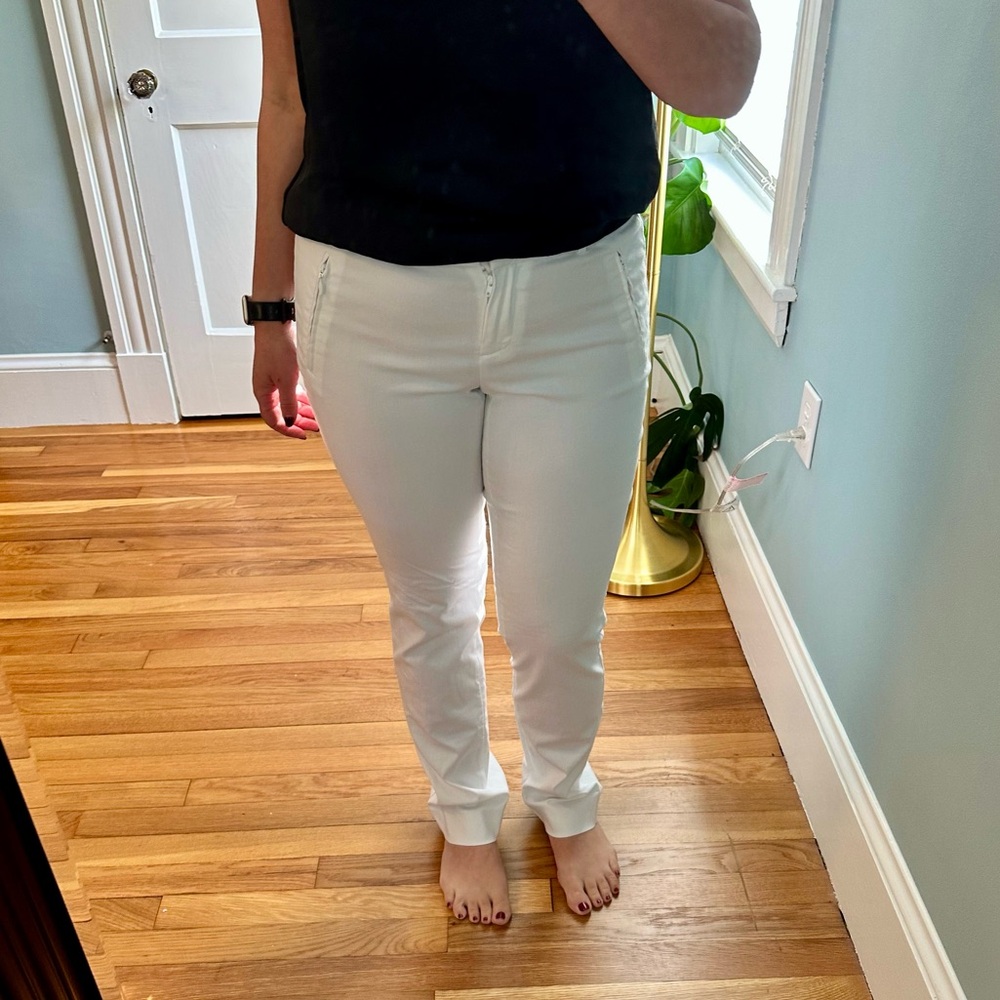 Straight white pant